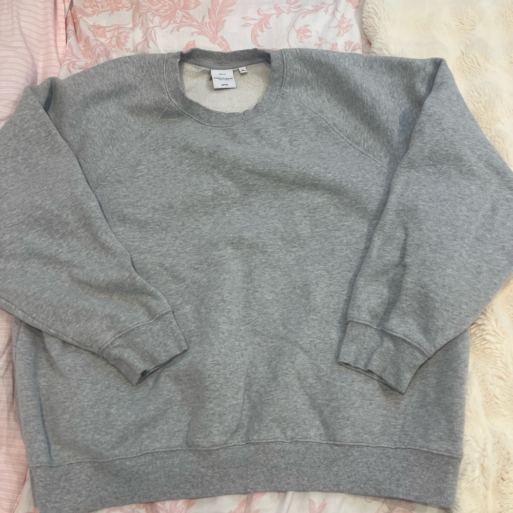 Aritzia Mega Fit Cozy Fleece Sweatshirt